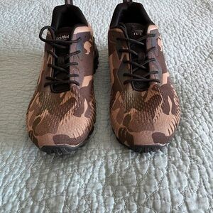 Kricely Men's Trail Running Hiking Shoes Camouflage Sz USA 8.5